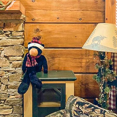 Pine Cone Ridge Villa Сивиървил Екстериор снимка