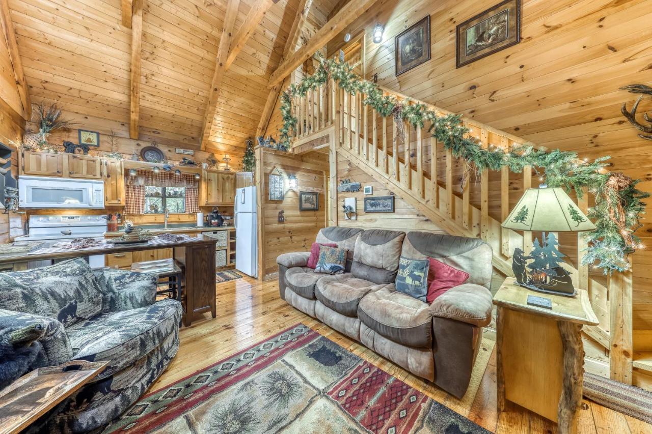 Pine Cone Ridge Villa Сивиървил Екстериор снимка