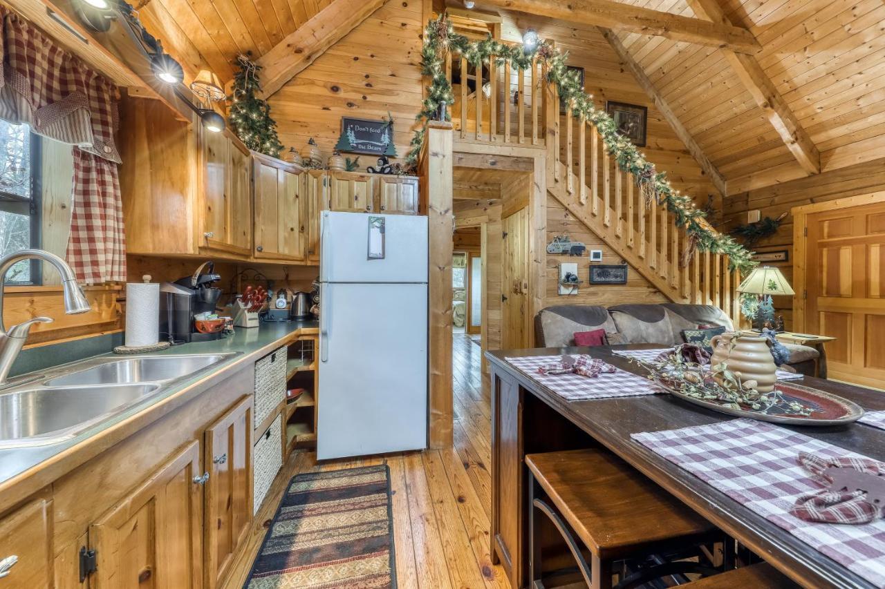 Pine Cone Ridge Villa Сивиървил Екстериор снимка