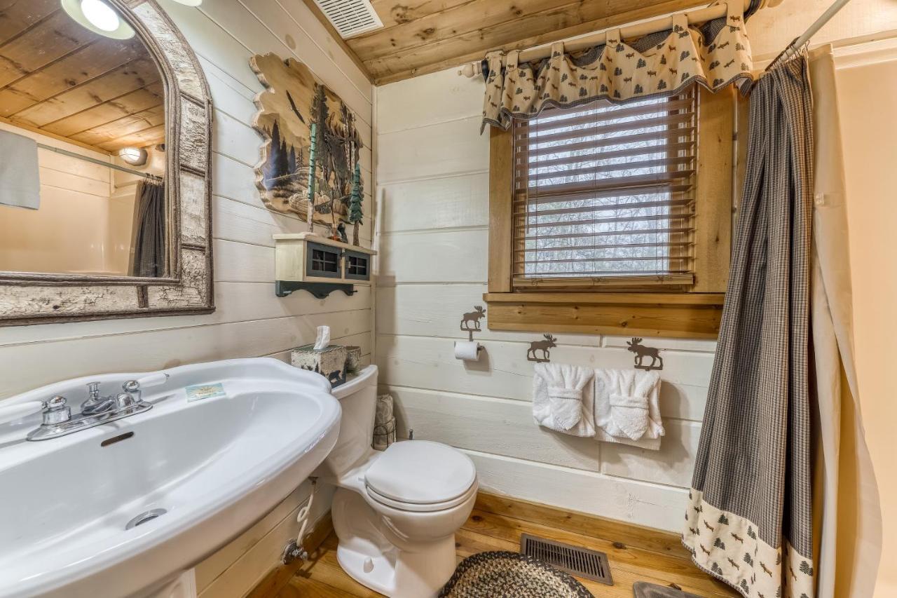 Pine Cone Ridge Villa Сивиървил Екстериор снимка