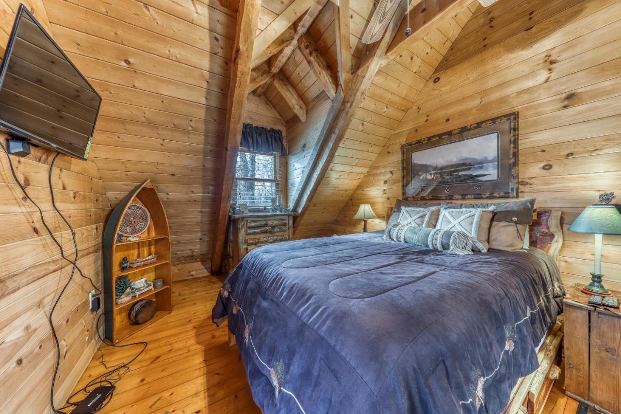 Pine Cone Ridge Villa Сивиървил Екстериор снимка